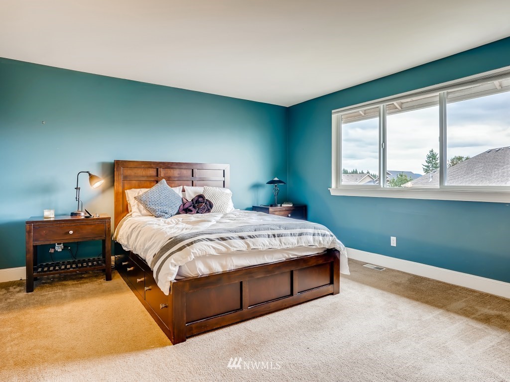 16037 Southeast 137th Terrace Renton, WA 98059 - Photo 13 of 28