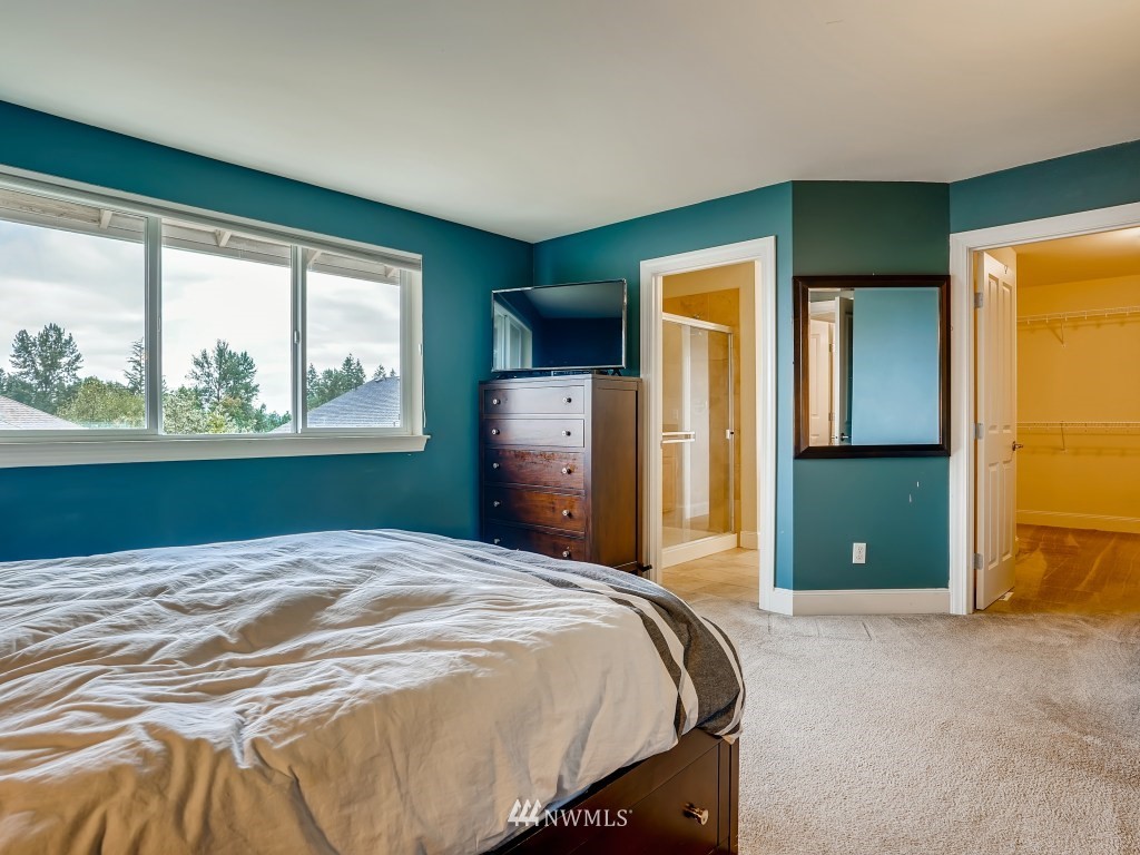 16037 Southeast 137th Terrace Renton, WA 98059 - Photo 14 of 28