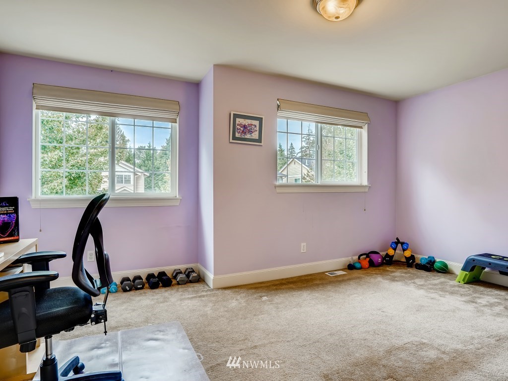 16037 Southeast 137th Terrace Renton, WA 98059 - Photo 21 of 28