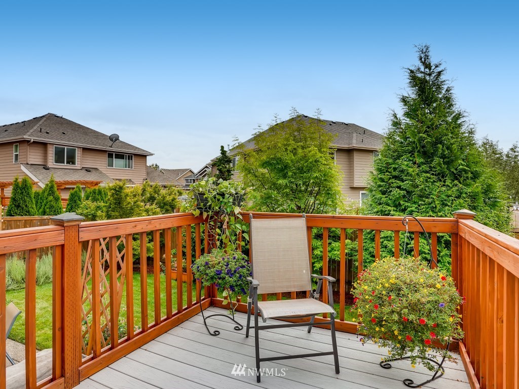 16037 Southeast 137th Terrace Renton, WA 98059 - Photo 23 of 28