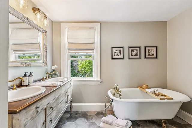 $1,150,000 | 1 Sabin Street, East Providence, RI 02915