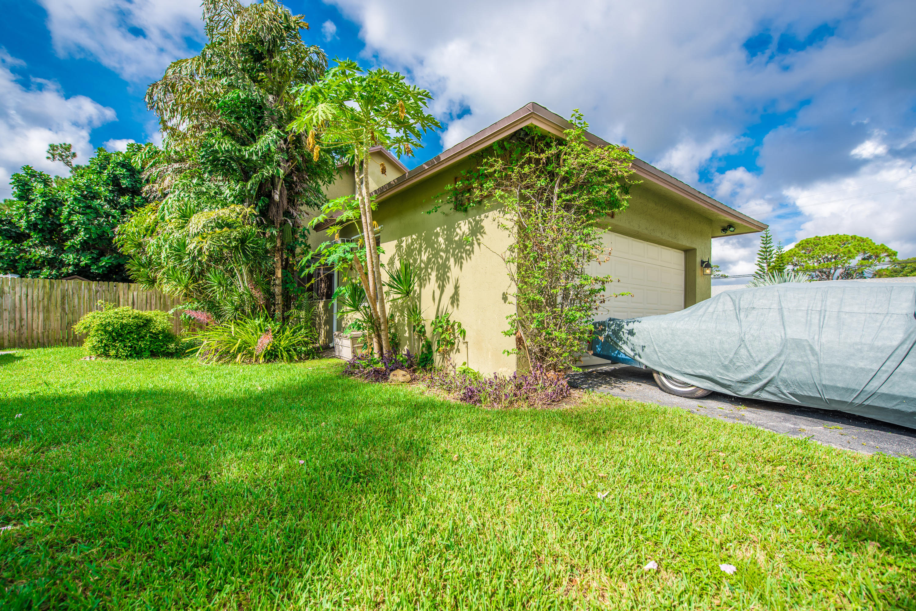 15114 Harrison Road Delray Beach, FL 33484 - Photo 51 of 59 Front Yard 2