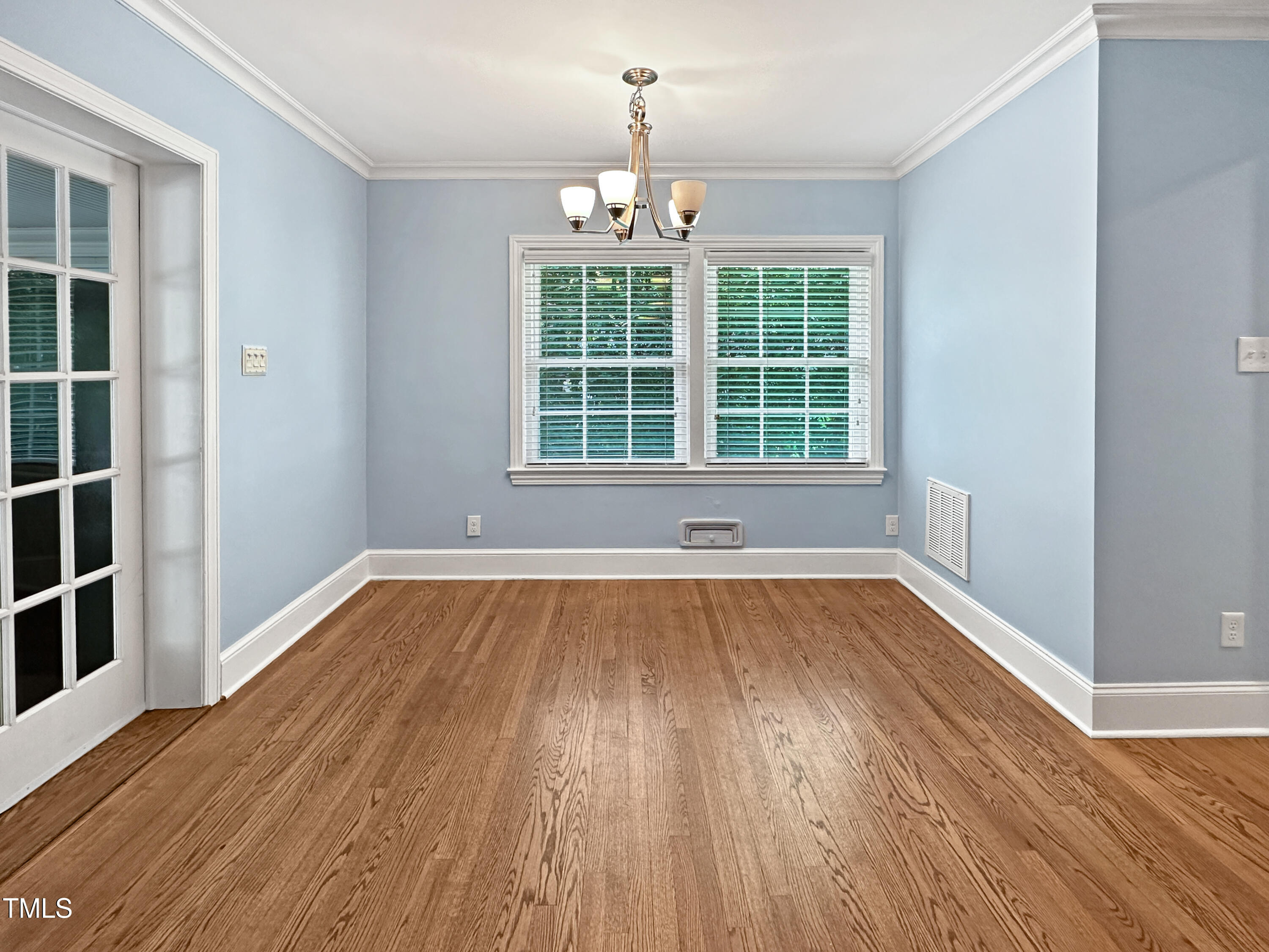 1318 Mayfair Road Raleigh, NC 27608 - Photo 18 of 52 Formal Dining Area