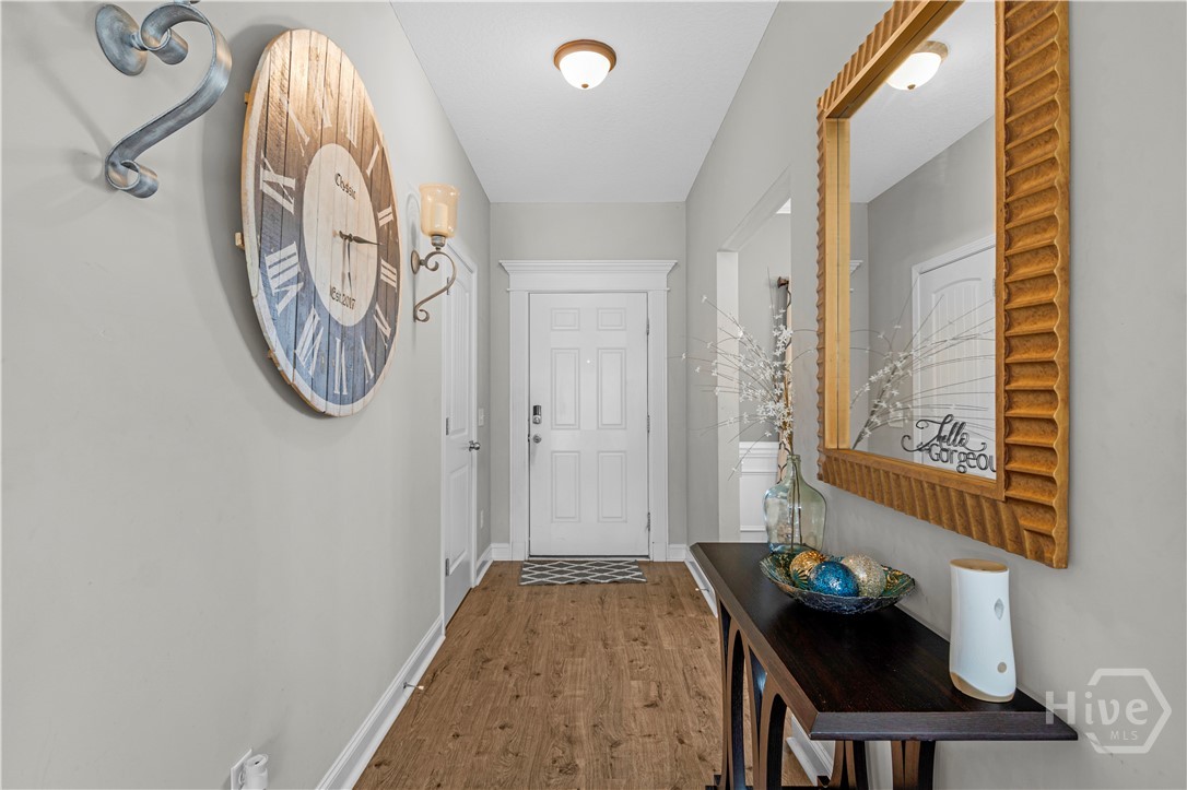 223 Rutledge Drive Hinesville, GA 31313 - Photo 4 of 35 Entryway