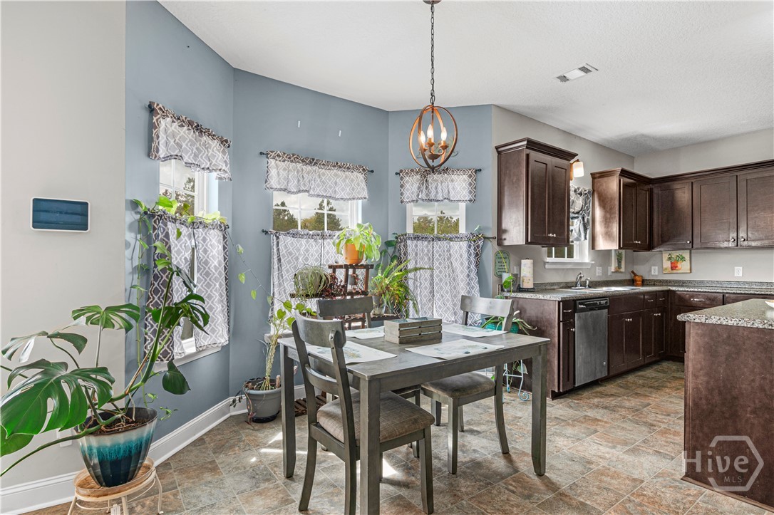 223 Rutledge Drive Hinesville, GA 31313 - Photo 10 of 35