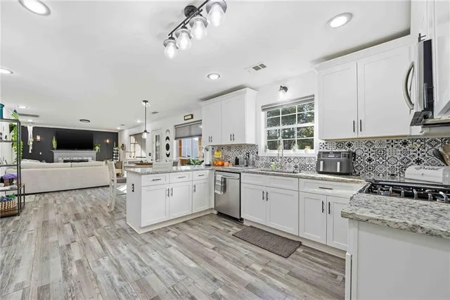 $2,200 | 442 Highpoint Crossing, Powder Springs, GA 30127