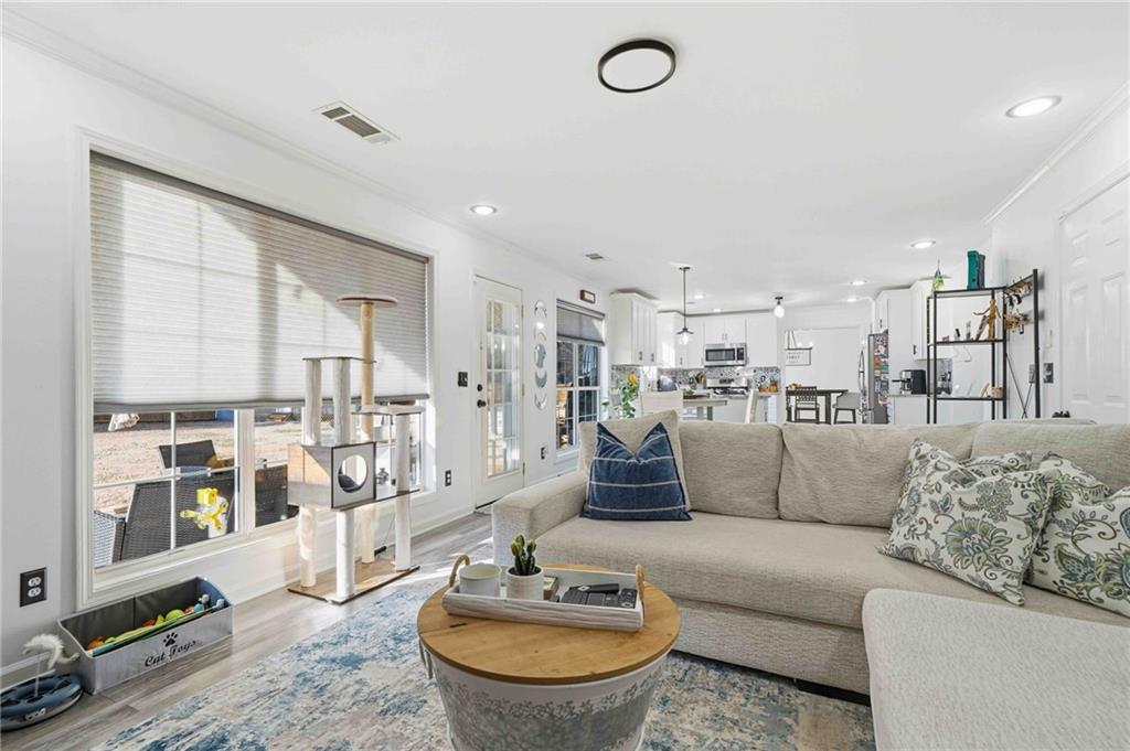 442 Highpoint Crossing Powder Springs, GA 30127 - Photo 2 of 62