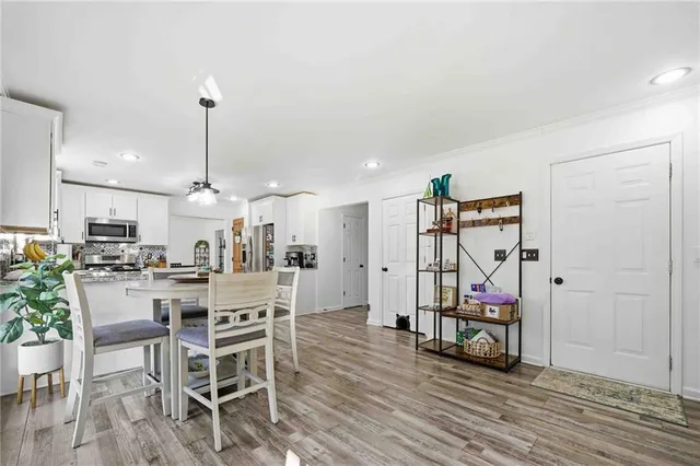 $2,200 | 442 Highpoint Crossing, Powder Springs, GA 30127