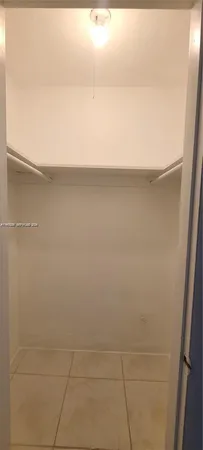 $1,600 | 1540 Northeast 191st Street, Unit 207, Miami, FL 33179