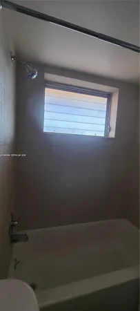 $1,600 | 1540 Northeast 191st Street, Unit 207, Miami, FL 33179