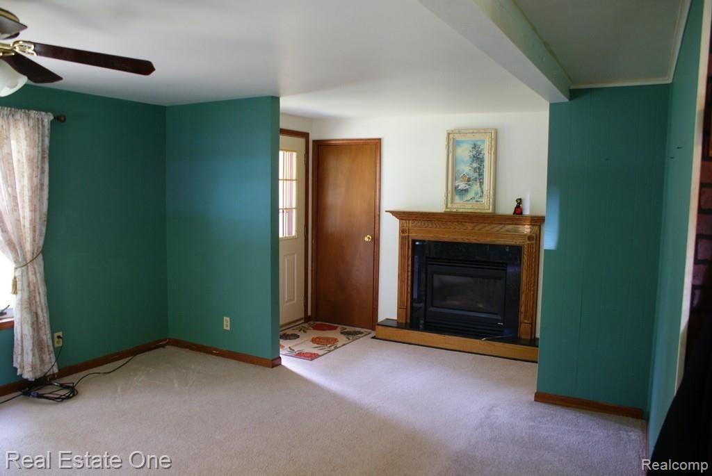 465 North Elm Grove Road Lapeer, MI 48446 - Photo 23 of 37