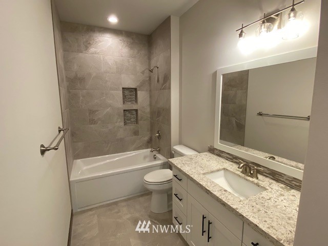 208 Haddon Road Anacortes, WA 98221 - Photo 2 of 6 Gallery Image 2
