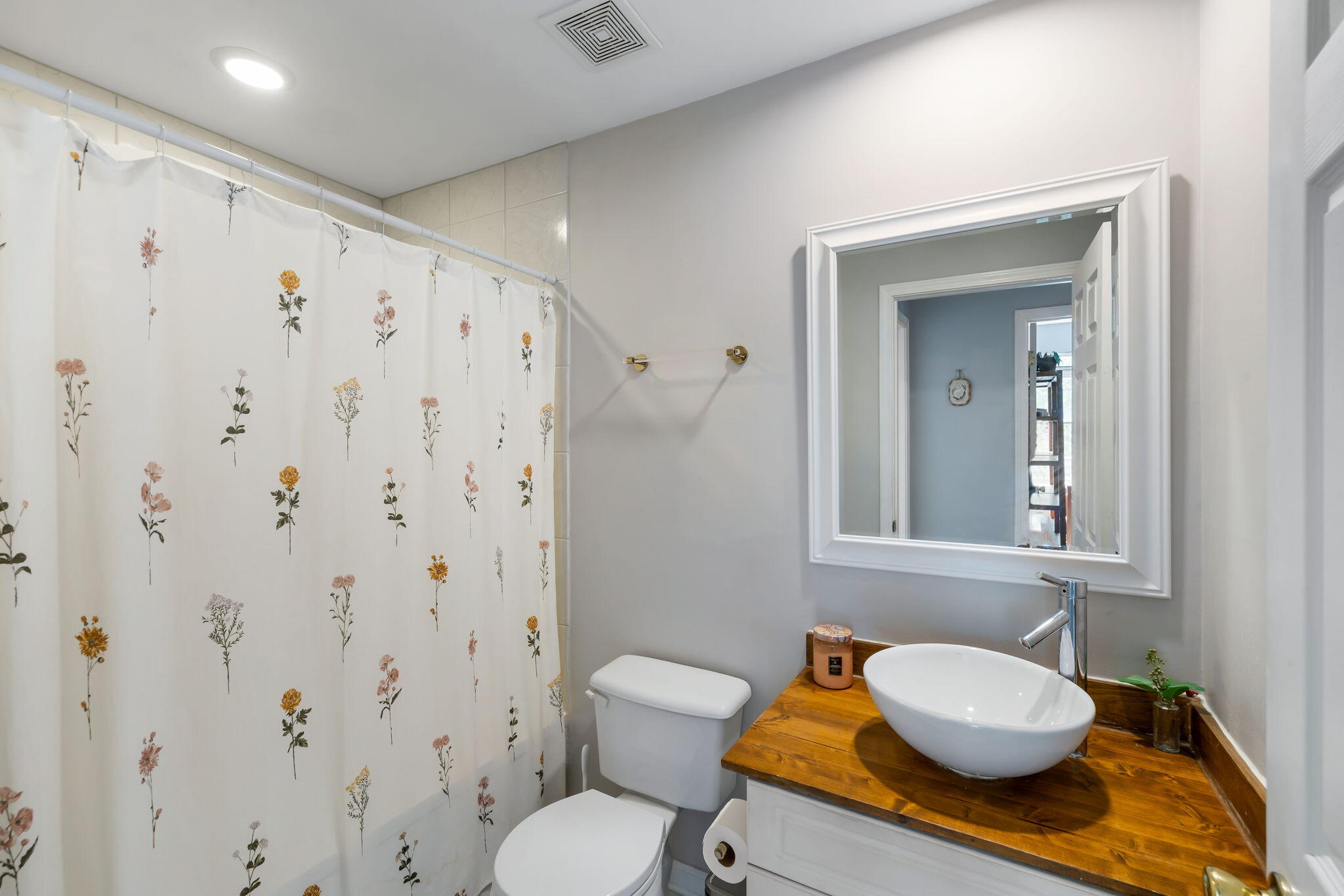 1322 Fenwick Plantation Road Johns Island, SC 29455 - Photo 11 of 16 Gallery Image 11
