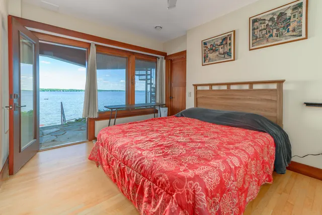 $7,000 | 5030 Lake Mendota Drive, Madison, WI 53705