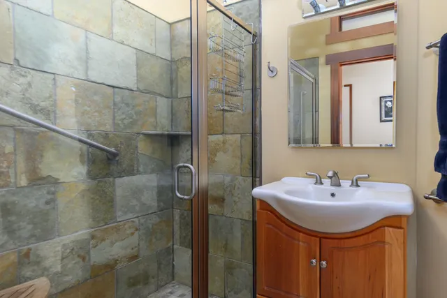 $7,000 | 5030 Lake Mendota Drive, Madison, WI 53705