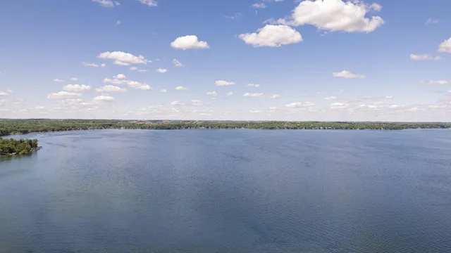 $7,000 | 5030 Lake Mendota Drive, Madison, WI 53705