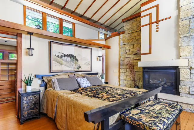 $7,000 | 5030 Lake Mendota Drive, Madison, WI 53705