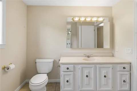 $739,900 | 32 Briarwood Road, Lincoln, RI 02865
