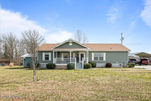 $324,900 | 2940 Grave Hill Road, Oneida, TN 37841