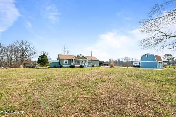 $309,900 | 2940 Grave Hill Road, Oneida, TN 37841