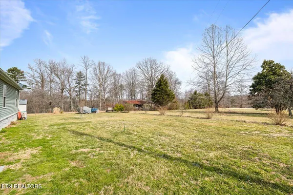 $309,900 | 2940 Grave Hill Road, Oneida, TN 37841
