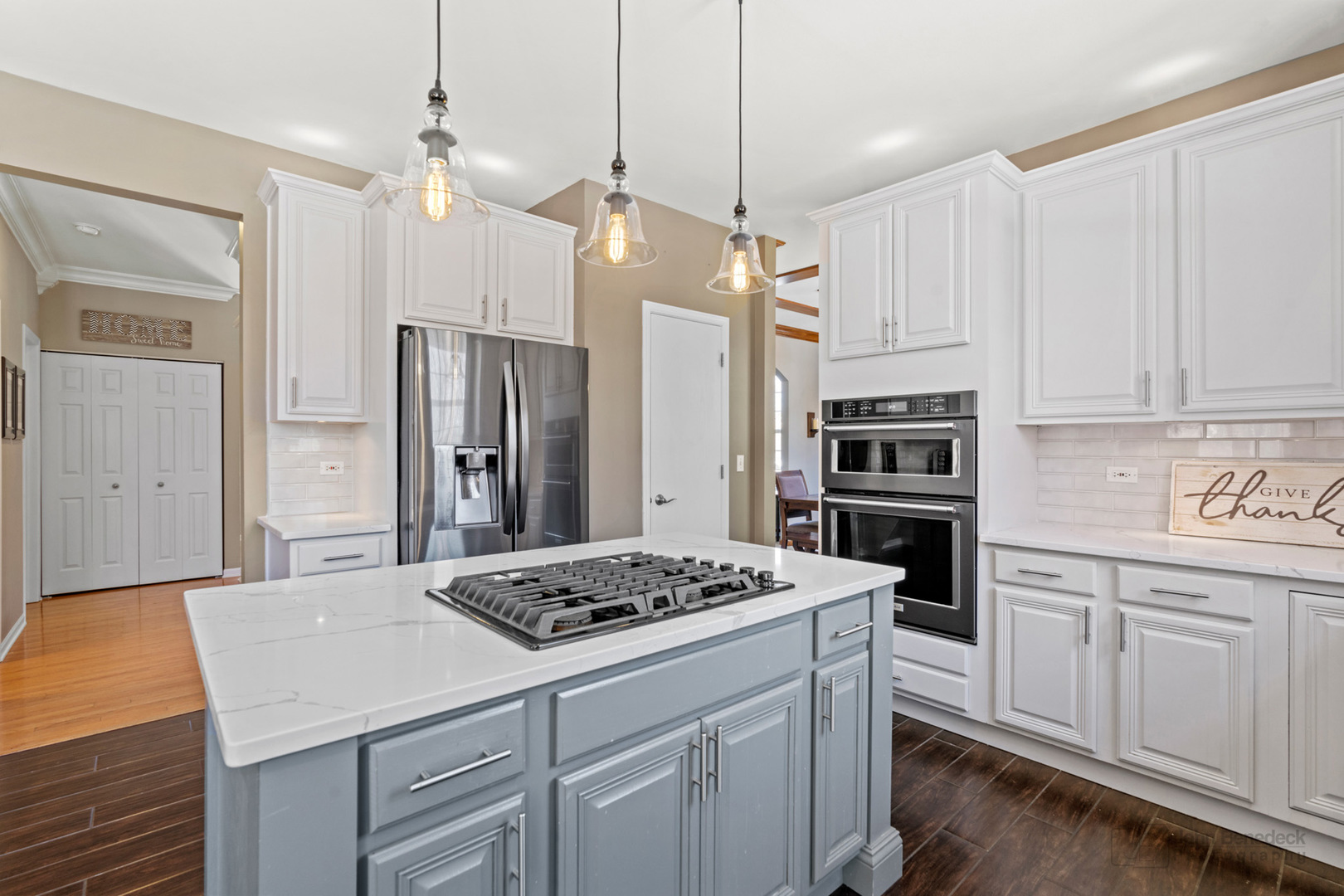 3851 Parsons Road Carpentersville, IL 60110 - Photo 10 of 47 Gallery Image 10