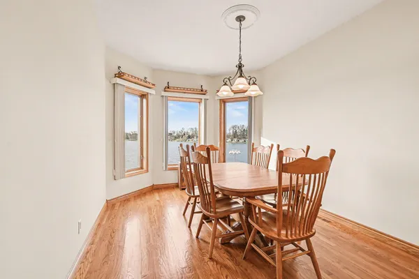 $950,000 | 48855 Howard Drive, Lawrence, MI 49064