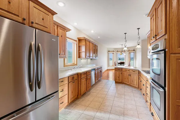 $950,000 | 48855 Howard Drive, Lawrence, MI 49064