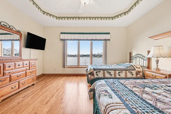 $950,000 | 48855 Howard Drive, Lawrence, MI 49064