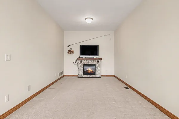 $950,000 | 48855 Howard Drive, Lawrence, MI 49064