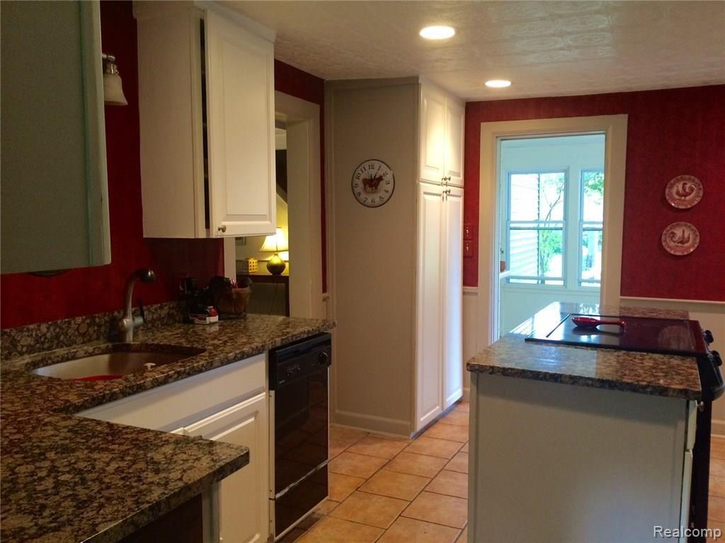 4643 Crawford Road Dryden, MI 48428 - Photo 19 of 58 66.jpg