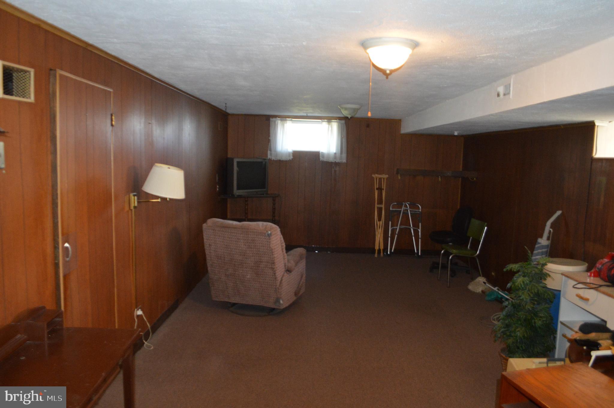 2841 Rhawn Street Philadelphia, PA 19152 - Photo 7 of 11 REc Room