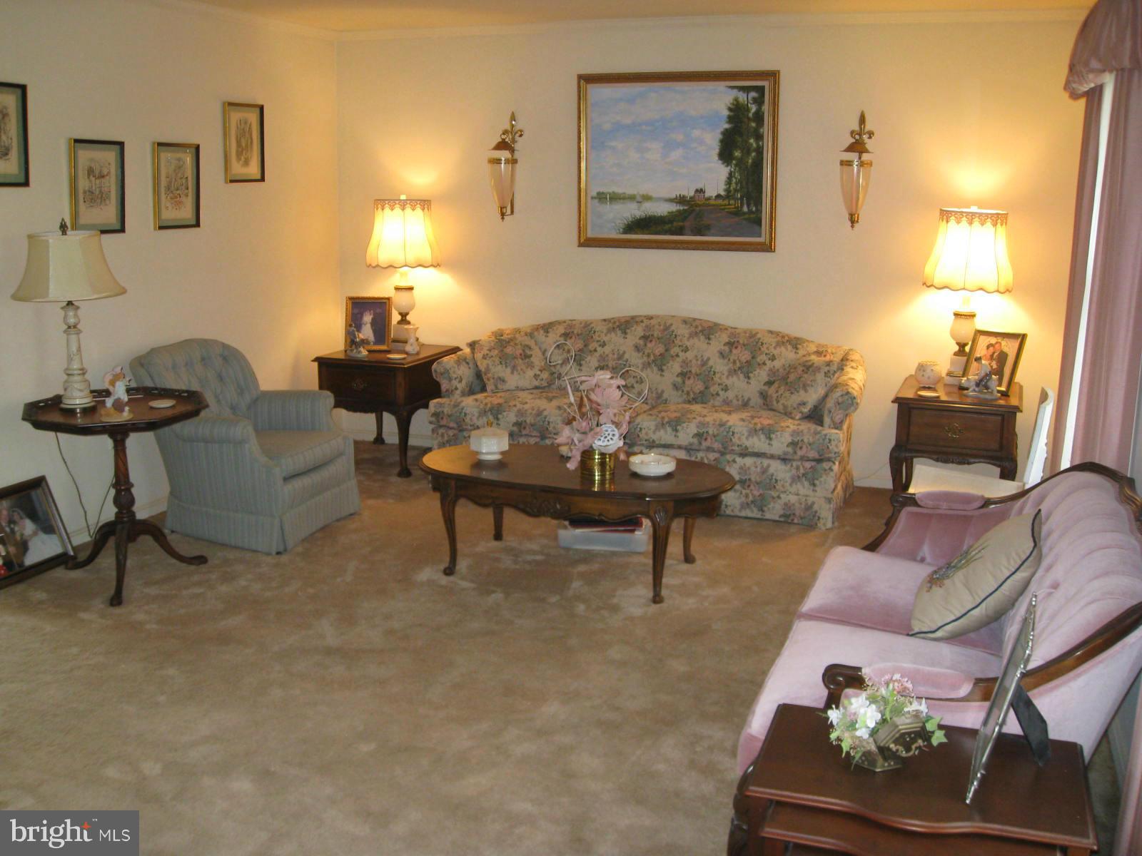 7629 Bozman Neavitt Road Bozman, MD 21612 - Photo 10 of 21 Living Room
