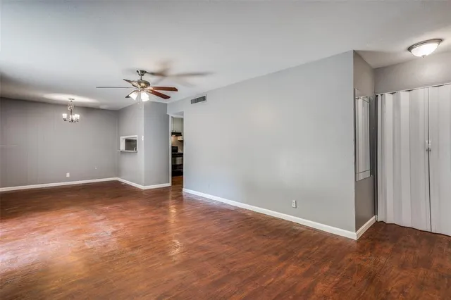 $1,450 | 982 South Weatherred Drive, Unit B, Richardson, TX 75080