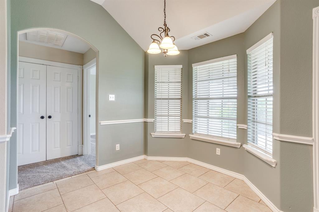 155 Cornerstone Lane Springtown, TX 76082 - Photo 12 of 40