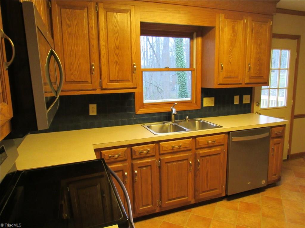 105 Brook Valley Road King, NC 27021 - Photo 15 of 30 Gallery Image 15