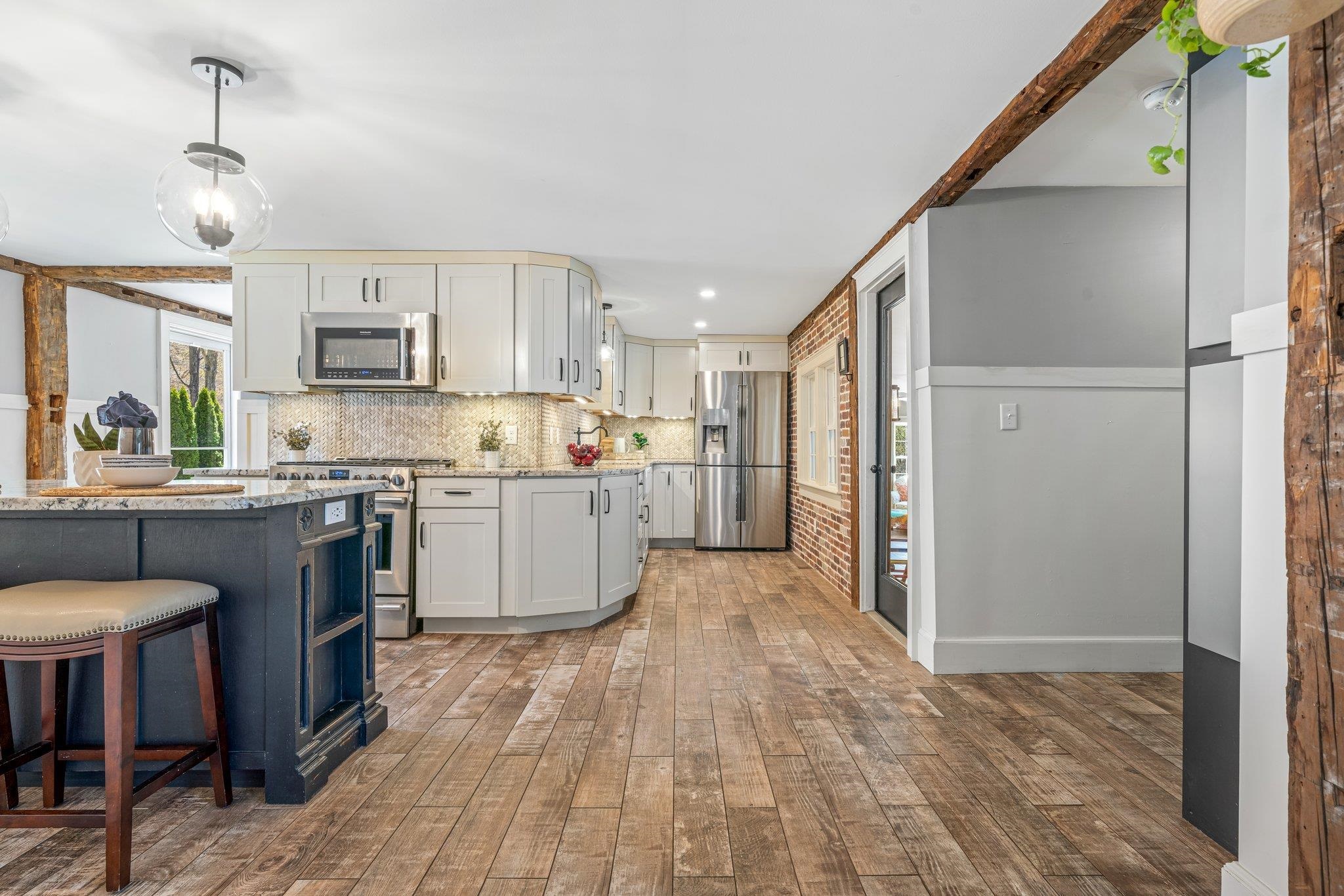 357 Main Street Hopkinton, NH 03229 - Photo 7 of 48