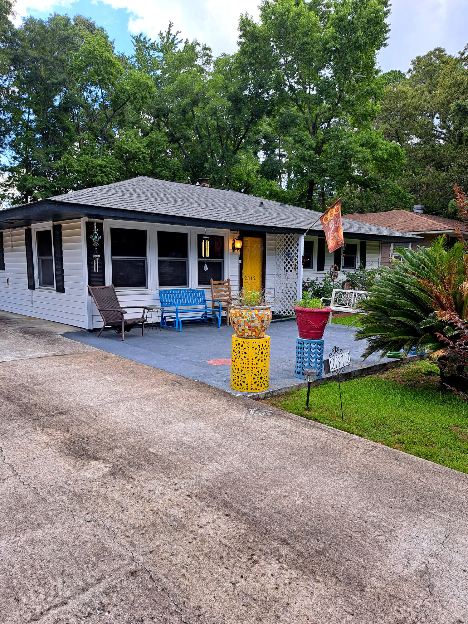 2312 Falcon Road North Charleston, SC 29406 - Photo 4 of 15