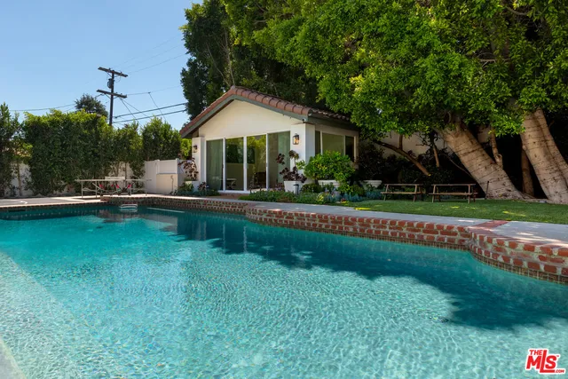 $19,500 | 4363 Irvine Avenue, Studio City, CA 91604