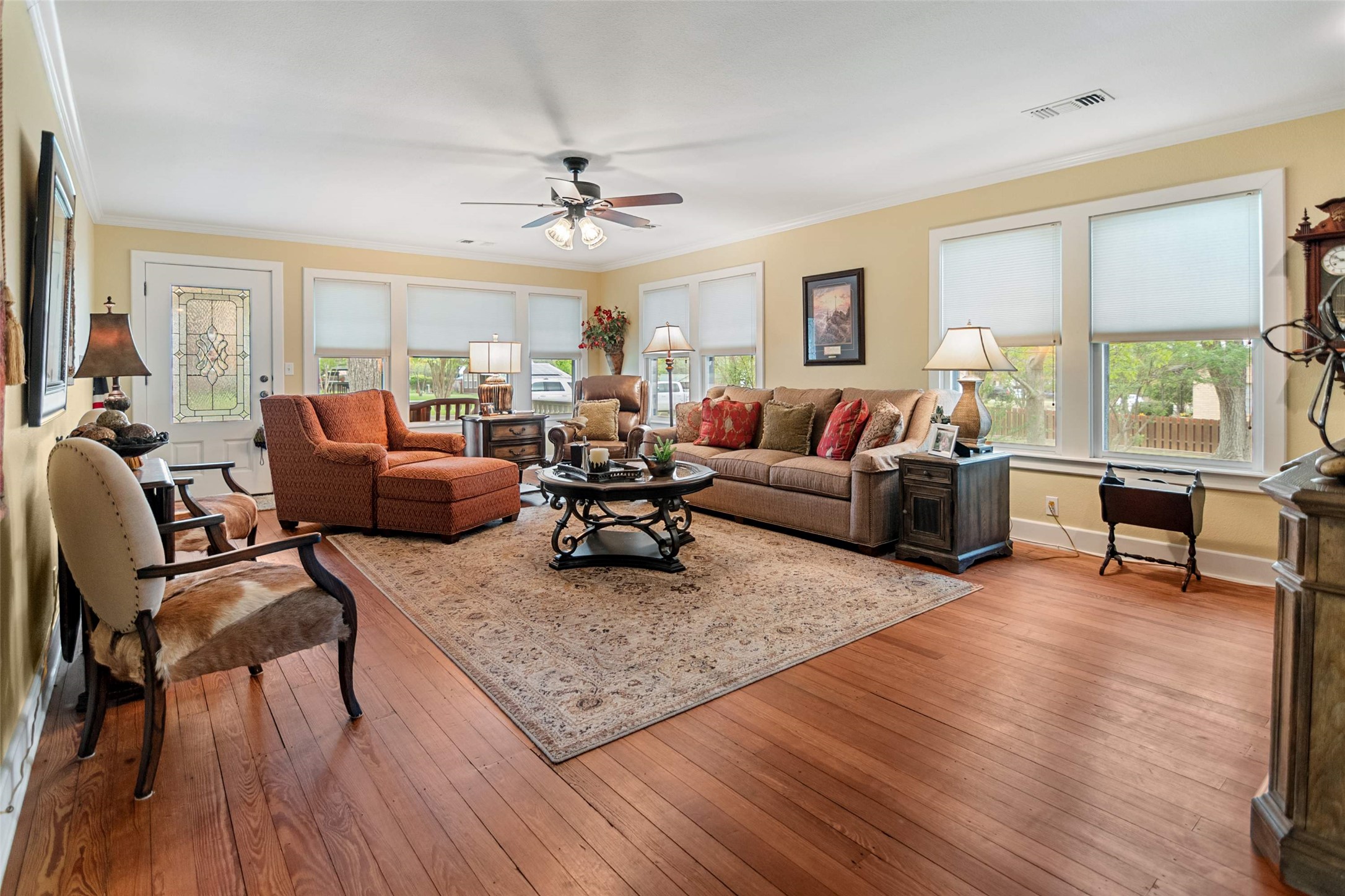 761 Post Hill Street Mason, TX 76856 - Photo 3 of 25 a living room with furniture and a large window