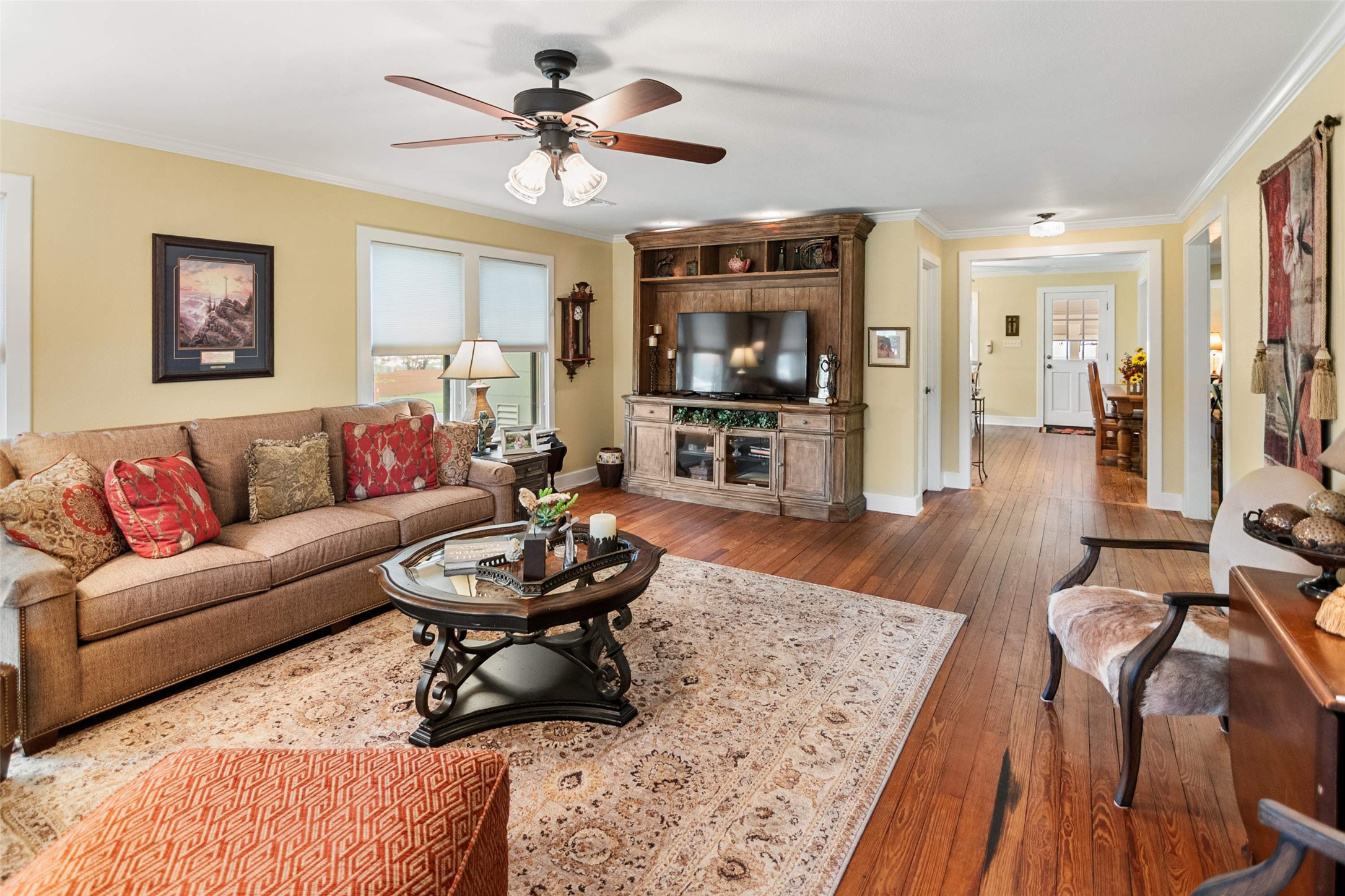 761 Post Hill Street Mason, TX 76856 - Photo 4 of 25 a living room with furniture and a flat screen tv