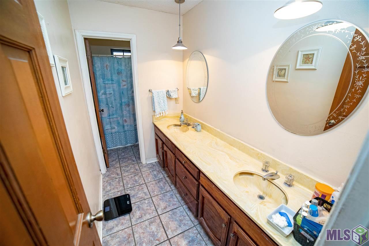 12515 Parktrail Avenue Baton Rouge, LA 70816 - Photo 12 of 18
