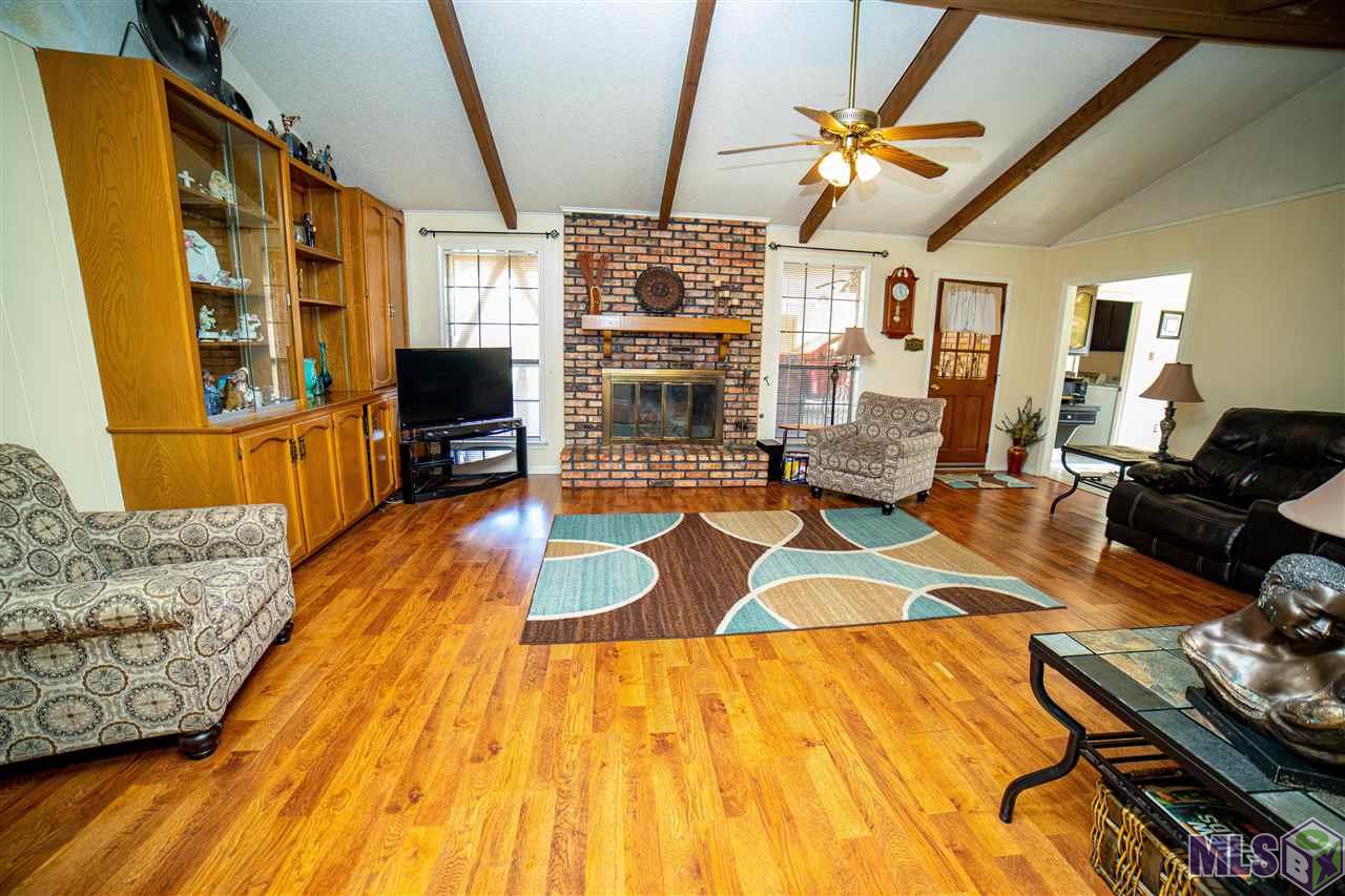 12515 Parktrail Avenue Baton Rouge, LA 70816 - Photo 4 of 18