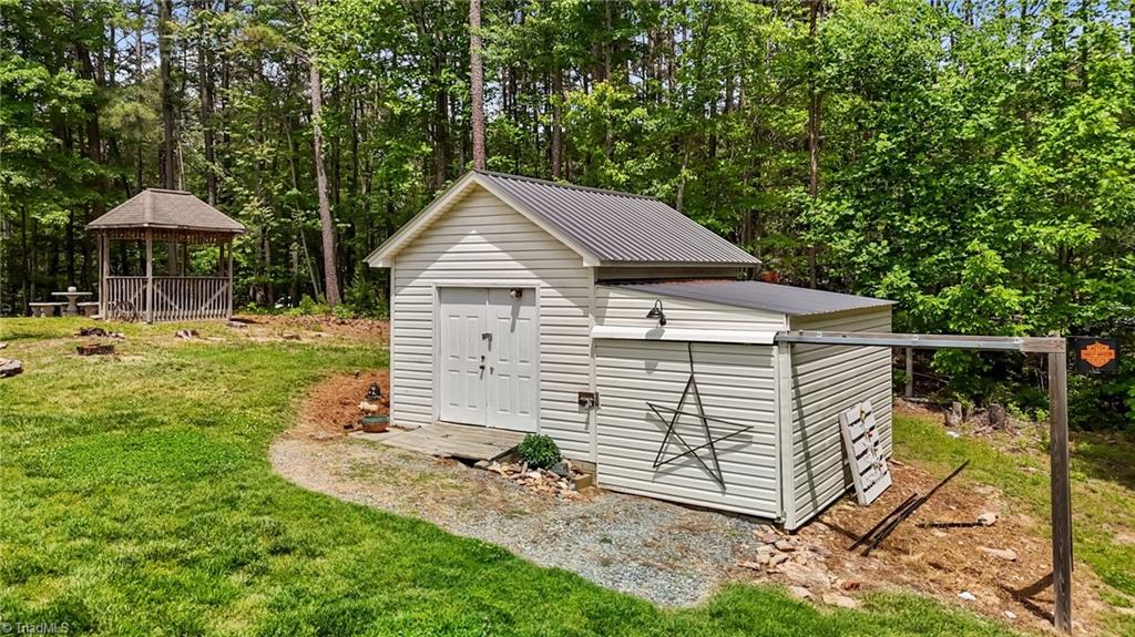 7925 Baux Mountain Road Germanton, NC 27019 - Photo 36 of 39