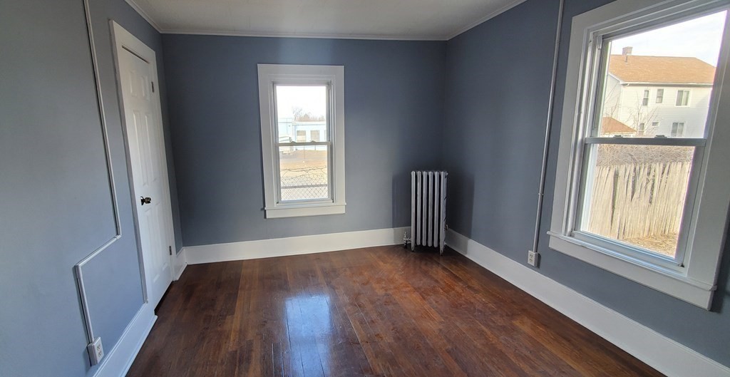 33 Amber Street Springfield, MA 01109 - Photo 9 of 24 Gallery Image 9