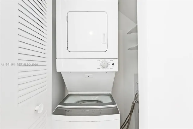 $3,400 | 170 Northwest 158th Street, Unit 8, Miami, FL 33169