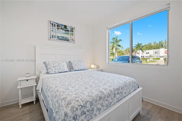 $3,400 | 170 Northwest 158th Street, Unit 8, Miami, FL 33169