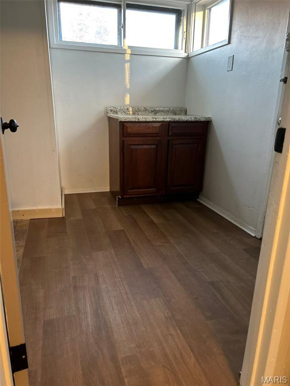 6714 Bitteroot Lane Berkeley, MO 63134 - Photo 13 of 37