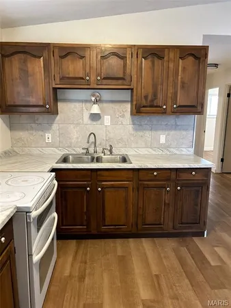 $1,550 | 6714 Bitteroot Lane, Berkeley, MO 63134