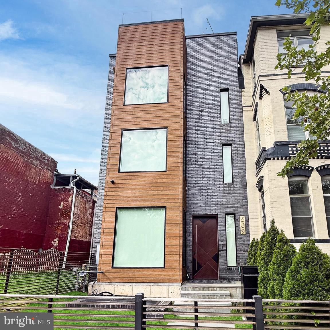509 O Street Northwest Washington, DC 20001 - Photo 1 of 1